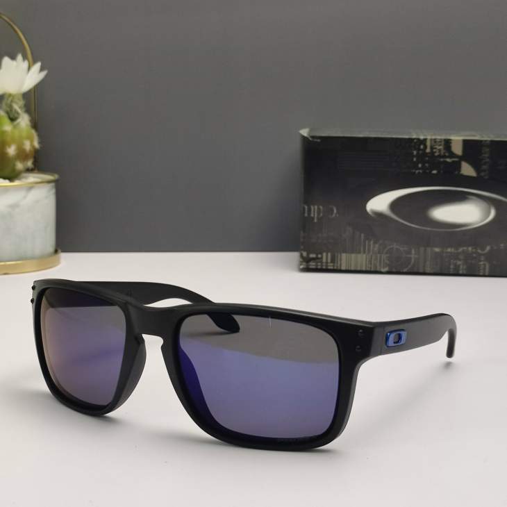Picture of Oakley Sunglasses _SKUfw66124070fw